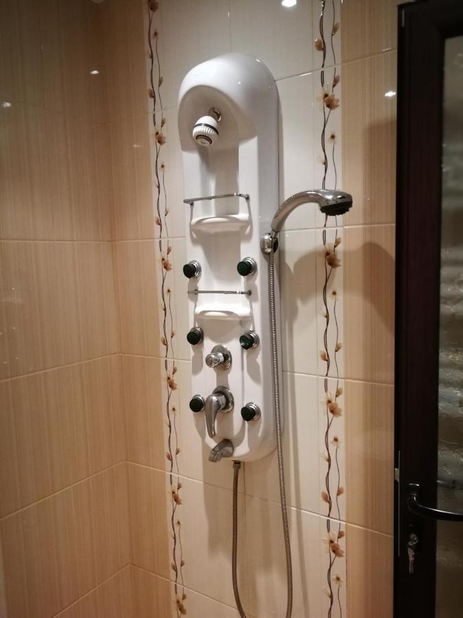 Sunny Downtown Apartment For 4 صوفيا المظهر الخارجي الصورة