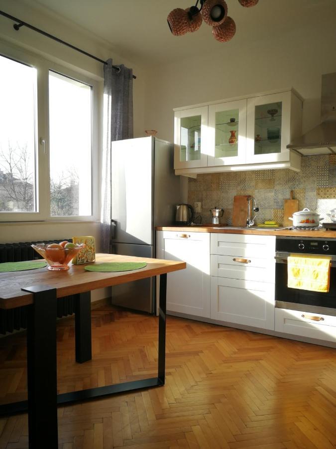 Sunny Downtown Apartment For 4 صوفيا المظهر الخارجي الصورة